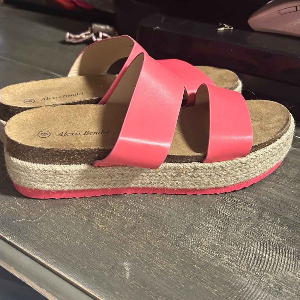 Alexis Bendel Pink Platform‎ Sandals